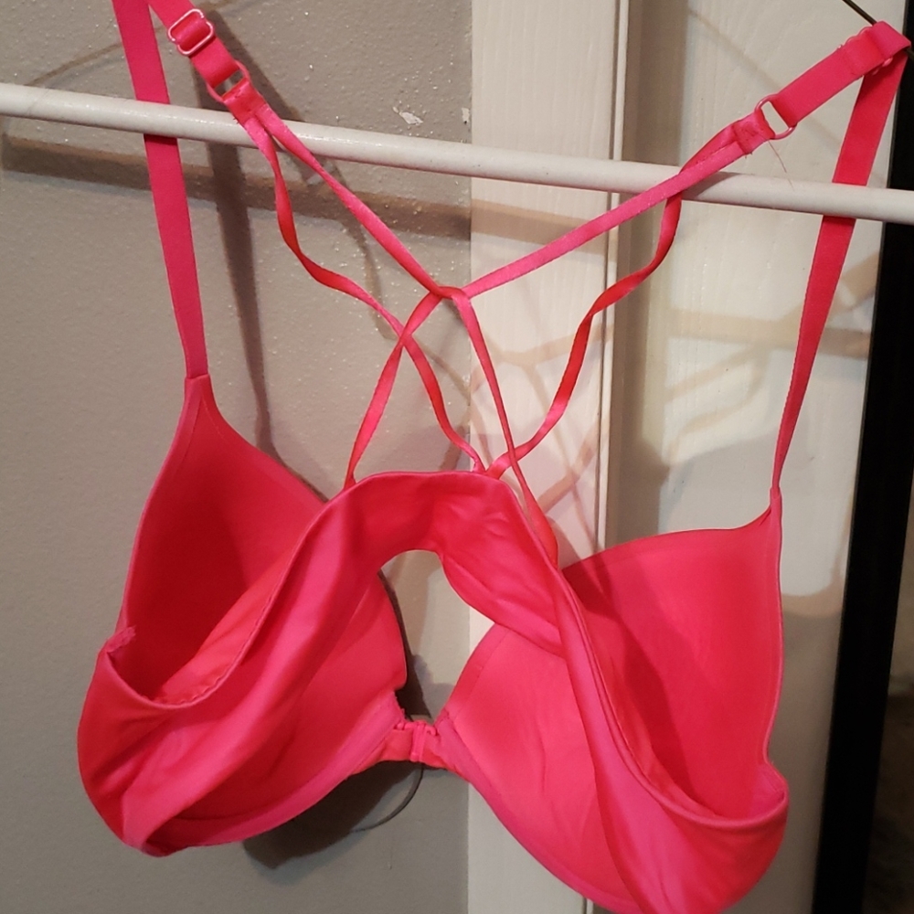 Vs bra